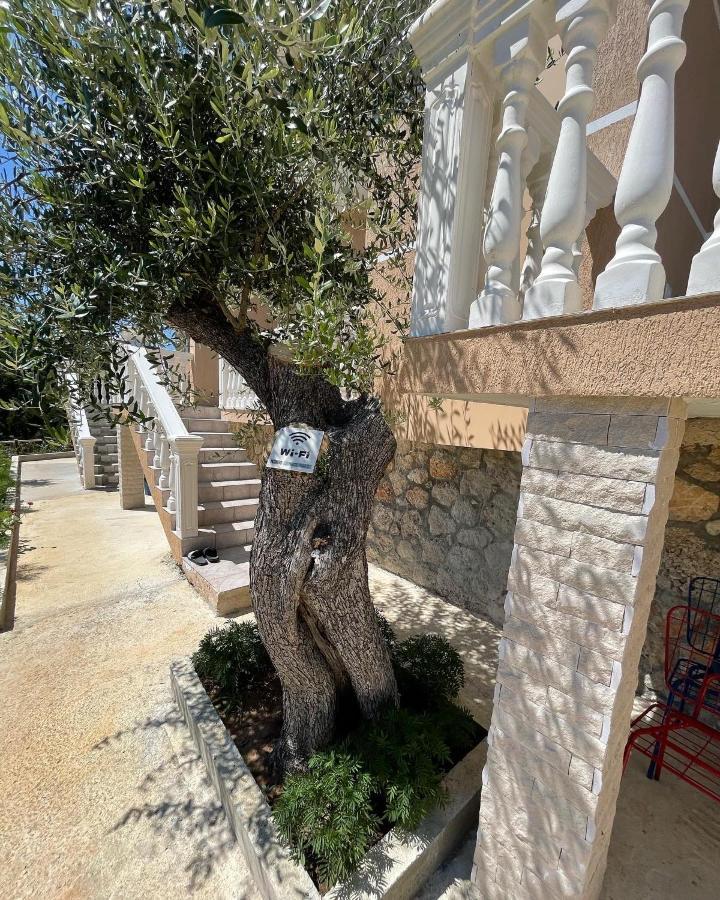 Essos Villas Dhermi Exterior photo