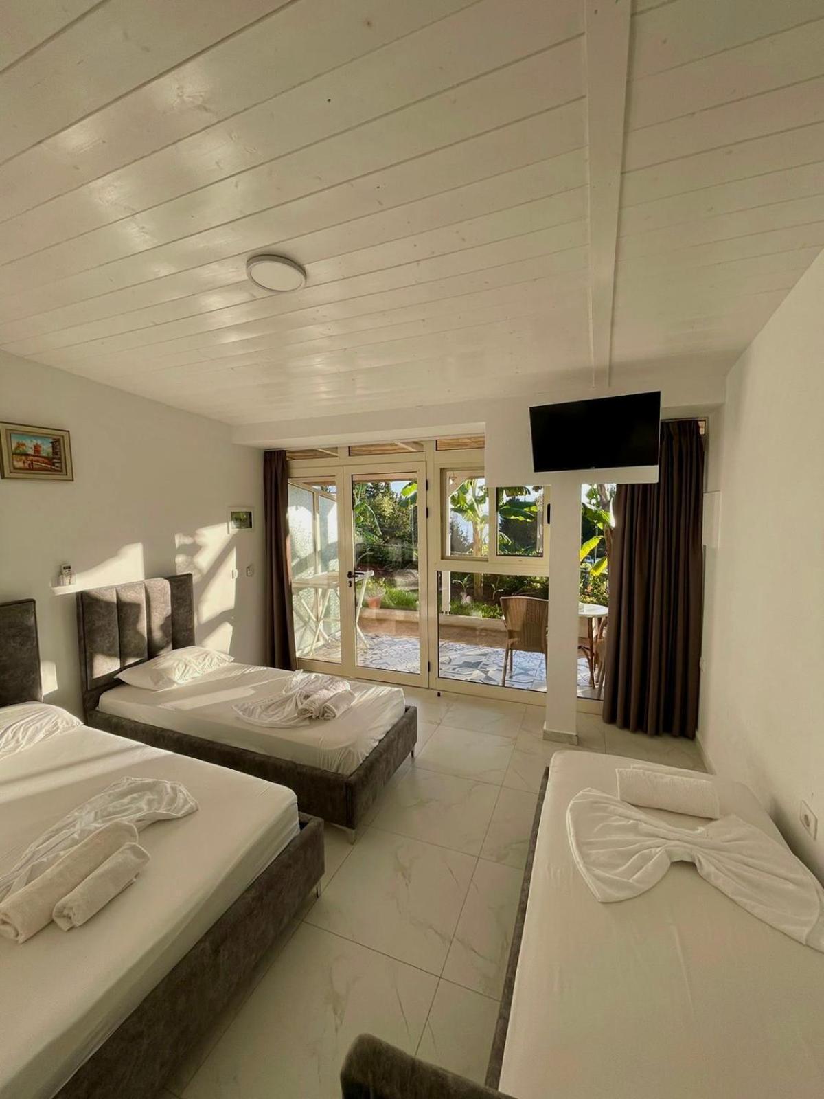 Essos Villas Dhermi Exterior photo