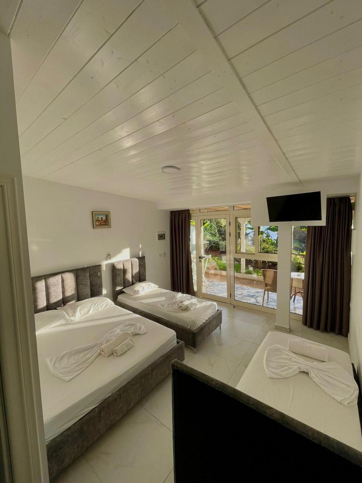 Essos Villas Dhermi Exterior photo